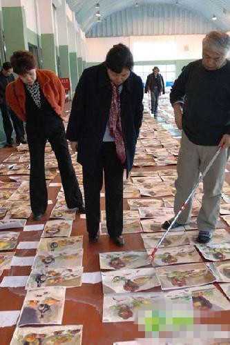 惊！看看美院老师是如何阅卷的？ - 艺术社区 - imgget5.jpg